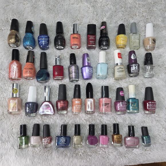 Lot of 40 Assorted Nail Polishes Gel, Glitter, Metallic, Matte Shades - Picture 3 of 16